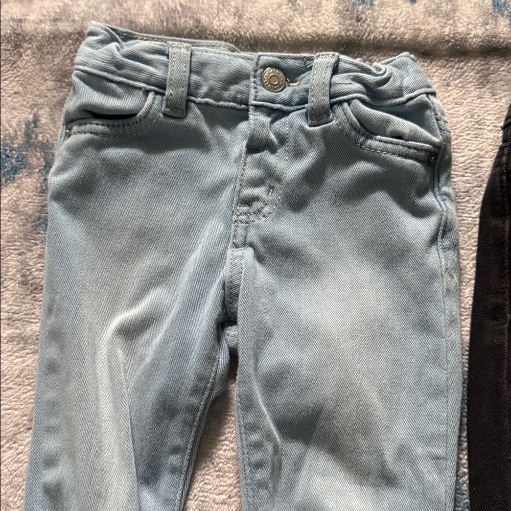 Set of Two Cat & Jack Kids Jeans Jeggings- Light Blue and Black - Picture 8 of 11